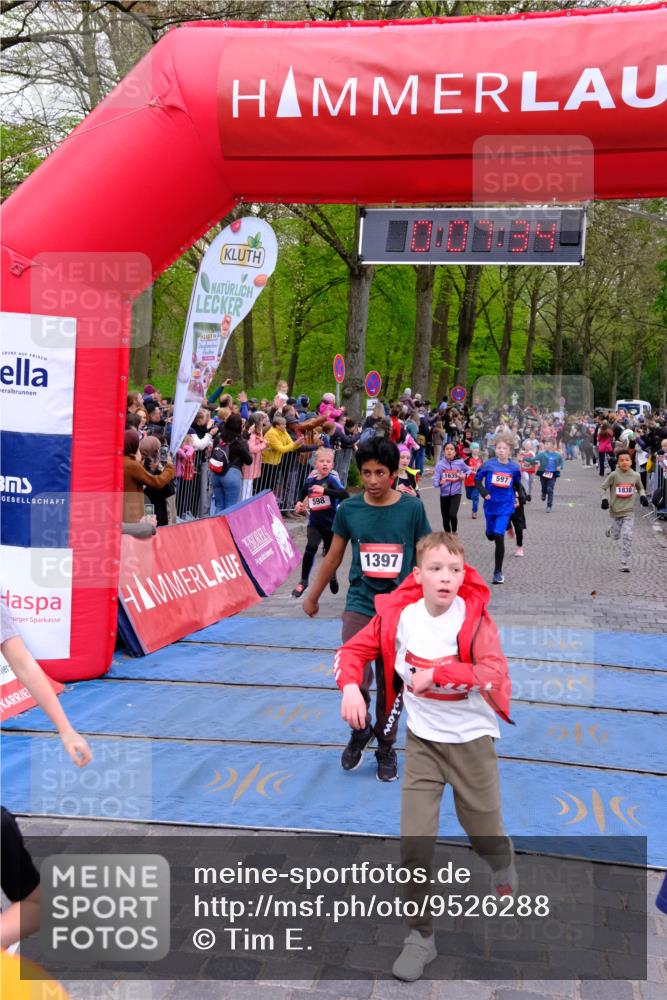 19.04.2026 - Hammer Lauf Tim E. http://msf.ph/oto/9526288 19.04.2026 09:28:03 Ziel 597, 598, 965, 1156, 1213, 1238, 1370, 1372, 1437, 1450, 1458, 1482, 1503, 1529, 1619, 1635, 1658, 1688, 1838, 1846, 1855 meine-sportfotos.de