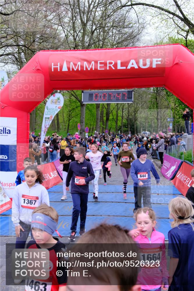 19.04.2026 - Hammer Lauf Tim E. http://msf.ph/oto/9526323 19.04.2026 09:28:16 Ziel 419, 476, 495, 496, 587, 591, 594, 644, 821, 1025, 1058, 1367, 1407, 1411, 1421, 1430, 1463, 1501, 1518, 1542, 1555, 1557, 1664, 1673, 1674, 1678, 1701, 1714, 1787, 1795, 1844 meine-sportfotos.de