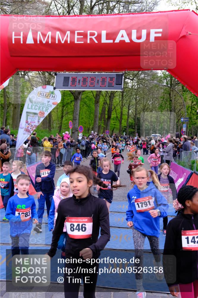 19.04.2026 - Hammer Lauf Tim E. http://msf.ph/oto/9526358 19.04.2026 09:28:33 Ziel 527, 844, 853, 894, 946, 958, 1005, 1057, 1090, 1095, 1112, 1136, 1242, 1259, 1281, 1282, 1283, 1369, 1386, 1389, 1414, 1429, 1504, 1506, 1550, 1687, 1791, 1796 meine-sportfotos.de