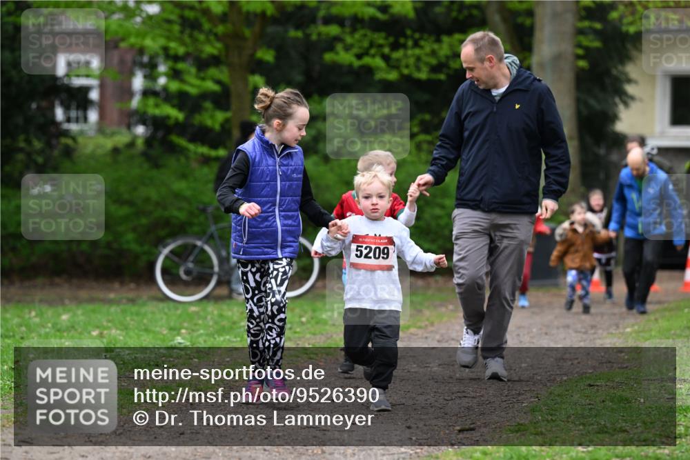 19.04.2026 - Hammer Lauf Dr. Thomas Lammeyer http://msf.ph/oto/9526390 19.04.2026 09:12:11 Laufen 5209 meine-sportfotos.de