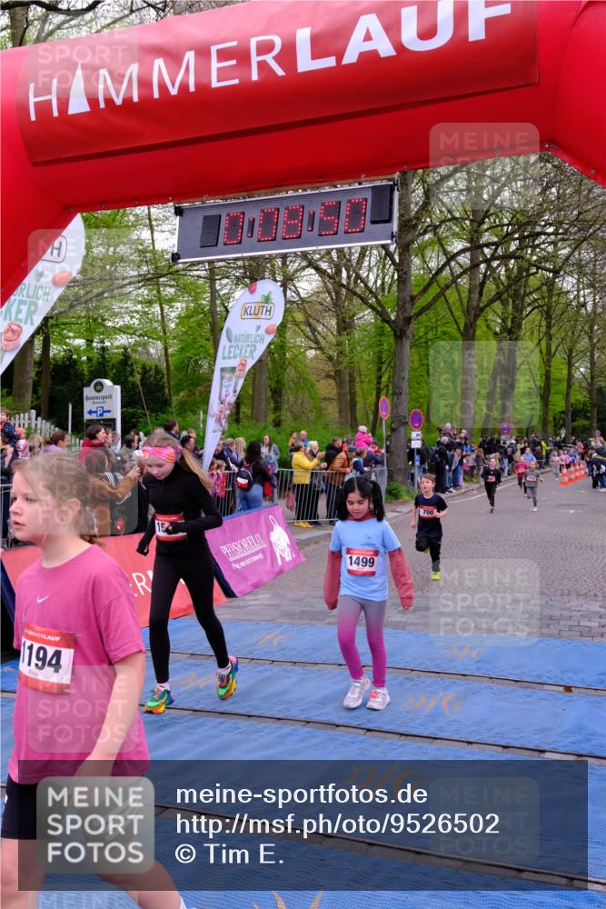19.04.2026 - Hammer Lauf Tim E. http://msf.ph/oto/9526502 19.04.2026 09:29:19 Ziel 553, 700, 795, 1054, 1138, 1194, 1254, 1499, 1546, 1551, 1562, 1780, 1885 meine-sportfotos.de