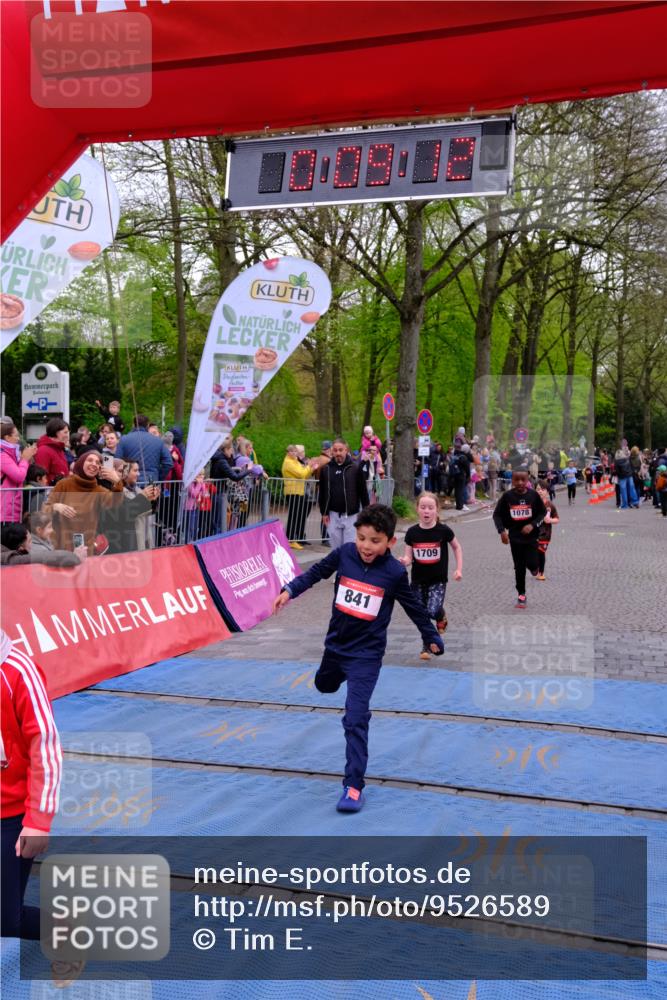 19.04.2026 - Hammer Lauf Tim E. http://msf.ph/oto/9526589 19.04.2026 09:29:40 Ziel 824, 841, 852, 961, 1078, 1547, 1709, 1771 meine-sportfotos.de