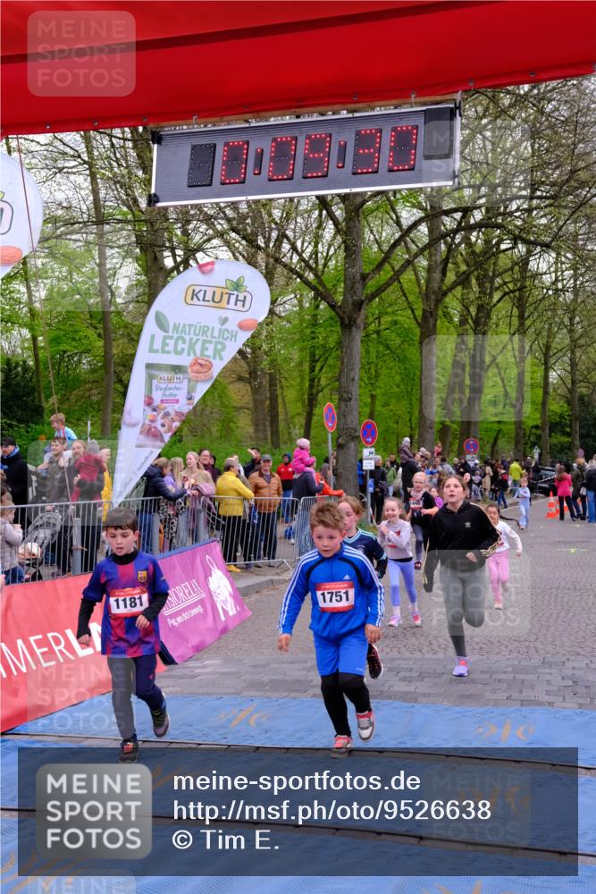 19.04.2026 - Hammer Lauf Tim E. http://msf.ph/oto/9526638 19.04.2026 09:29:58 Ziel 686, 1135, 1181, 1383, 1401, 1416, 1446, 1751 meine-sportfotos.de
