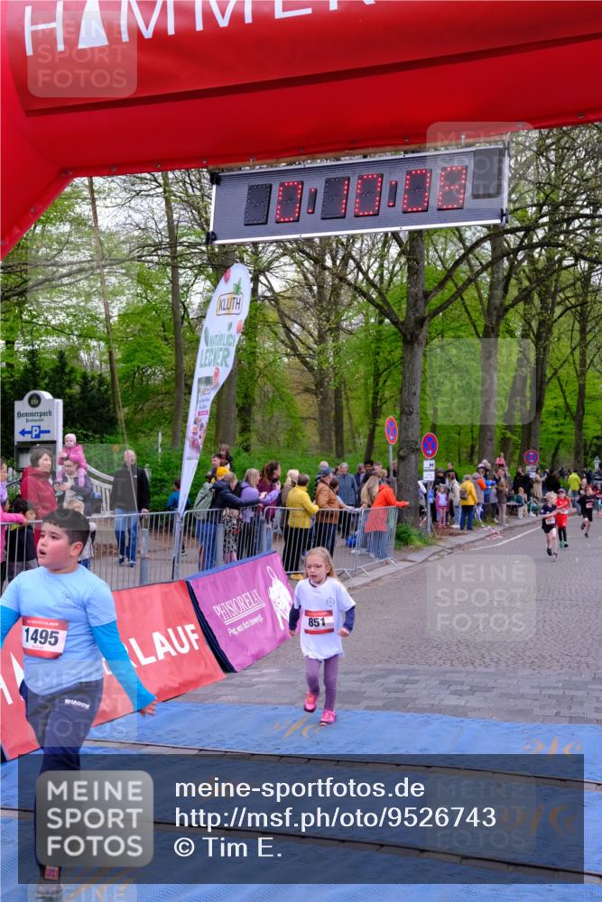 19.04.2026 - Hammer Lauf Tim E. http://msf.ph/oto/9526743 19.04.2026 09:30:36 Ziel 787, 851, 1467, 1495 meine-sportfotos.de