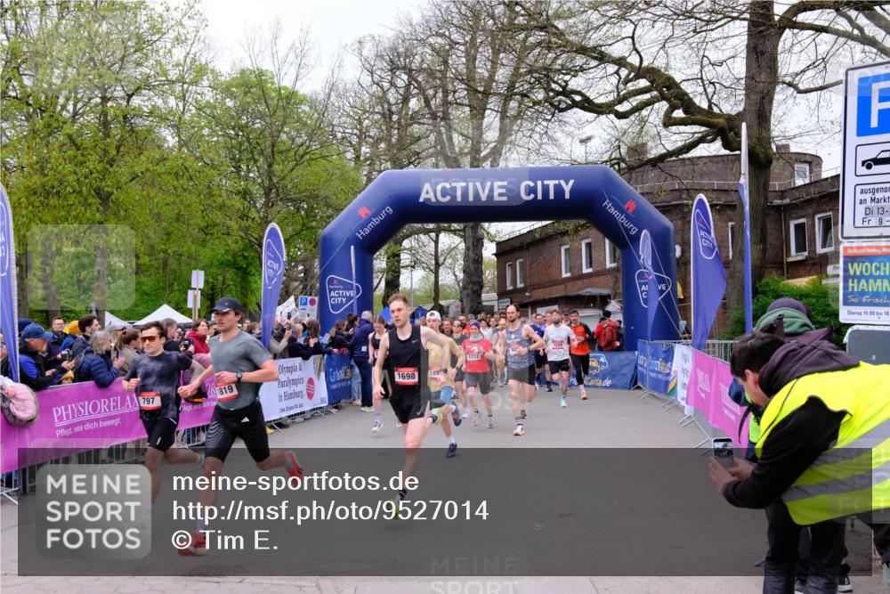 19.04.2026 - Hammer Lauf Tim E. http://msf.ph/oto/9527014 19.04.2026 09:45:12 Ziel  meine-sportfotos.de