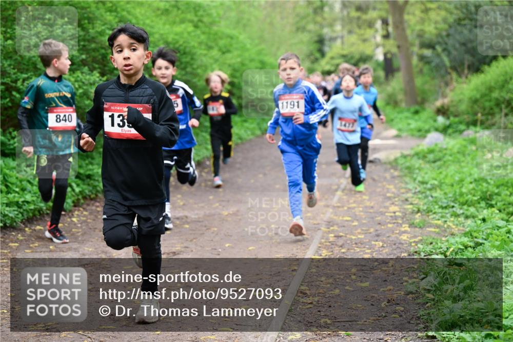 19.04.2026 - Hammer Lauf Dr. Thomas Lammeyer http://msf.ph/oto/9527093 19.04.2026 09:25:06 Laufen 840, 1191 meine-sportfotos.de