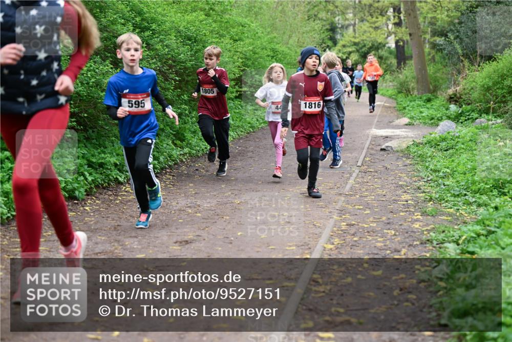 19.04.2026 - Hammer Lauf Dr. Thomas Lammeyer http://msf.ph/oto/9527151 19.04.2026 09:25:12 Laufen 595, 1805, 1816 meine-sportfotos.de