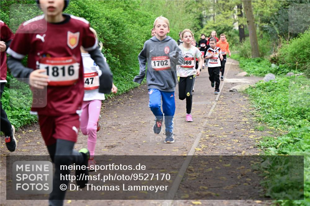 19.04.2026 - Hammer Lauf Dr. Thomas Lammeyer http://msf.ph/oto/9527170 19.04.2026 09:25:14 Laufen 1816, 1702, 569, 1756 meine-sportfotos.de