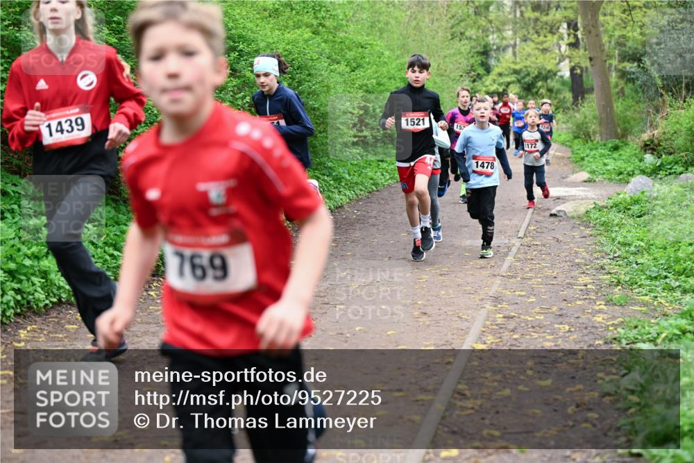 19.04.2026 - Hammer Lauf Dr. Thomas Lammeyer http://msf.ph/oto/9527225 19.04.2026 09:25:20 Laufen 1439, 769, 1521, 157, 1478, 1172 meine-sportfotos.de
