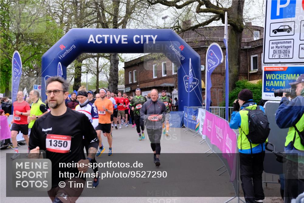 19.04.2026 - Hammer Lauf Tim E. http://msf.ph/oto/9527290 19.04.2026 09:45:44 Ziel  meine-sportfotos.de