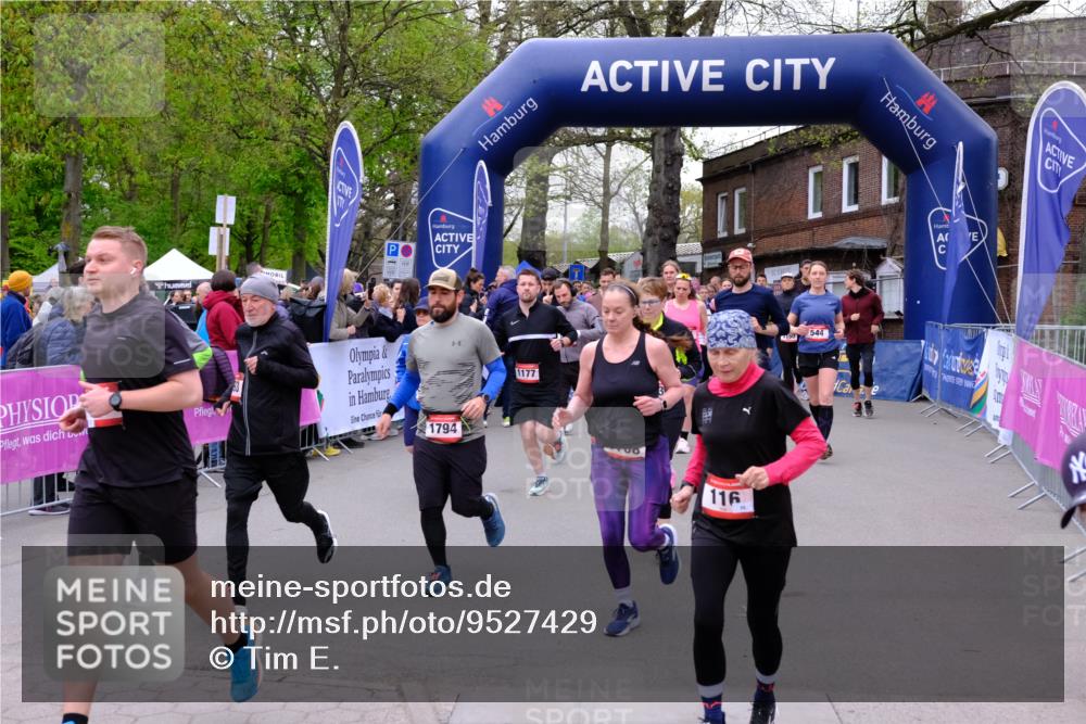 19.04.2026 - Hammer Lauf Tim E. http://msf.ph/oto/9527429 19.04.2026 09:45:56 Ziel  meine-sportfotos.de