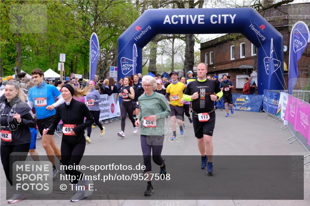 19.04.2026 - Hammer Lauf Tim E. http://msf.ph/oto/9527508 19.04.2026 09:46:05 Ziel  meine-sportfotos.de