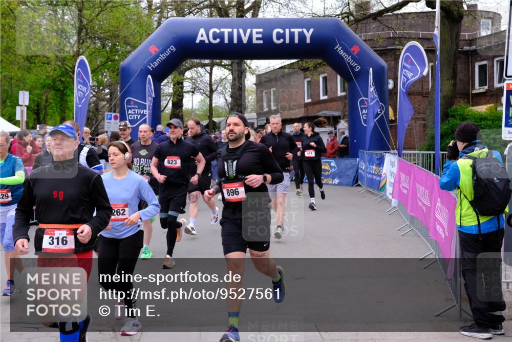 19.04.2026 - Hammer Lauf Tim E. http://msf.ph/oto/9527561 19.04.2026 09:46:12 Ziel  meine-sportfotos.de