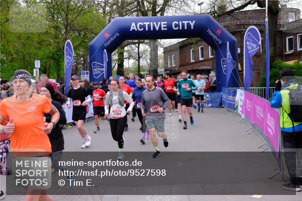 19.04.2026 - Hammer Lauf Tim E. http://msf.ph/oto/9527598 19.04.2026 09:46:18 Ziel  meine-sportfotos.de