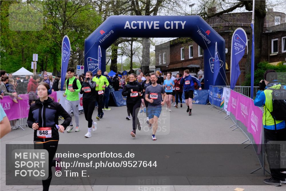 19.04.2026 - Hammer Lauf Tim E. http://msf.ph/oto/9527644 19.04.2026 09:46:24 Ziel  meine-sportfotos.de