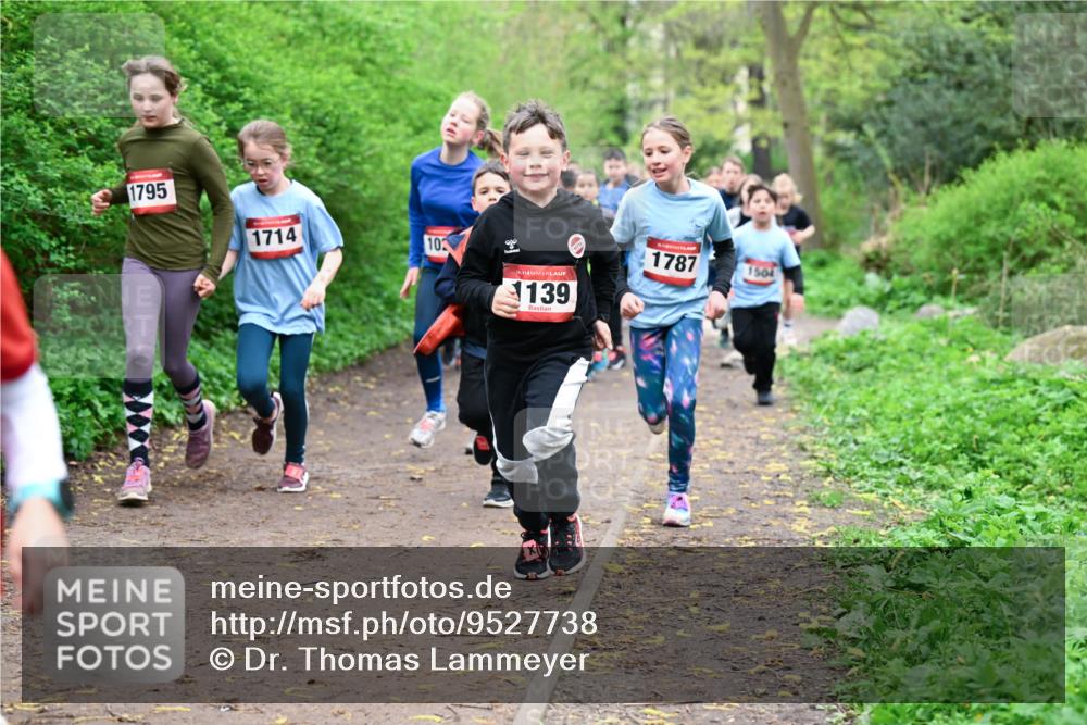 19.04.2026 - Hammer Lauf Dr. Thomas Lammeyer http://msf.ph/oto/9527738 19.04.2026 09:26:23 Laufen 1795, 1714, 139, 1787, 1504 meine-sportfotos.de
