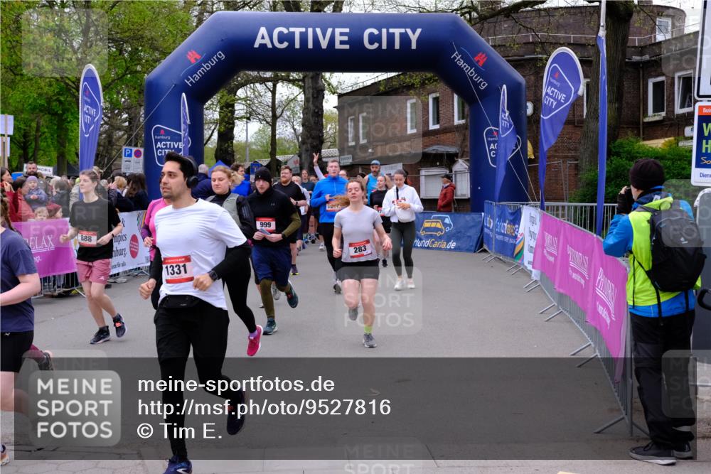 19.04.2026 - Hammer Lauf Tim E. http://msf.ph/oto/9527816 19.04.2026 09:46:45 Ziel  meine-sportfotos.de