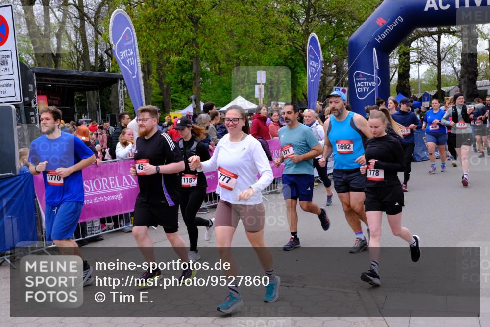 19.04.2026 - Hammer Lauf Tim E. http://msf.ph/oto/9527860 19.04.2026 09:46:49 Ziel  meine-sportfotos.de