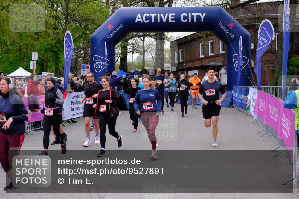 19.04.2026 - Hammer Lauf Tim E. http://msf.ph/oto/9527891 19.04.2026 09:46:53 Ziel  meine-sportfotos.de