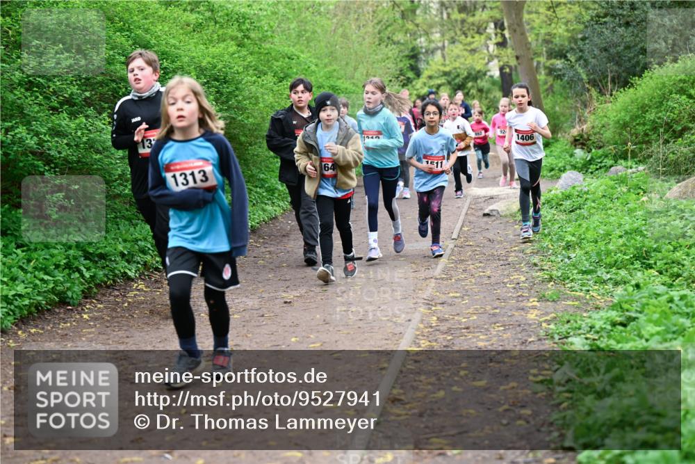 19.04.2026 - Hammer Lauf Dr. Thomas Lammeyer http://msf.ph/oto/9527941 19.04.2026 09:26:48 Laufen 1313, 164, 1240, 1511, 924, 1406 meine-sportfotos.de