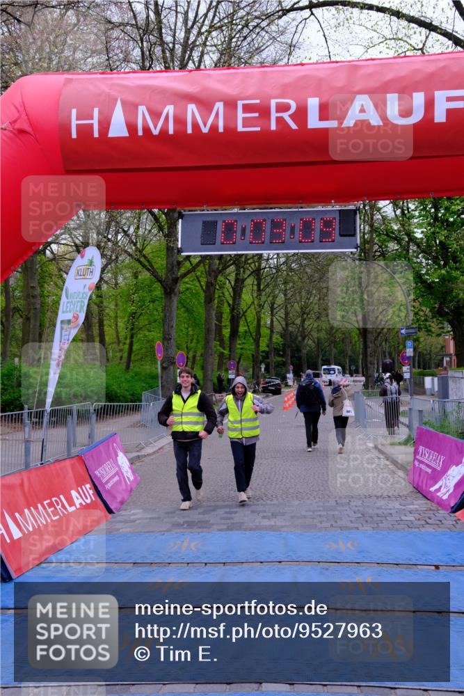 19.04.2026 - Hammer Lauf Tim E. http://msf.ph/oto/9527963 19.04.2026 09:48:18 Ziel  meine-sportfotos.de