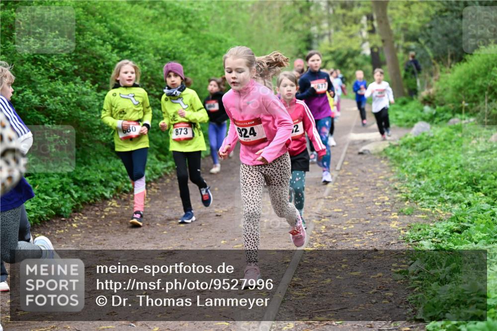 19.04.2026 - Hammer Lauf Dr. Thomas Lammeyer http://msf.ph/oto/9527996 19.04.2026 09:26:54 Laufen 873, 924 meine-sportfotos.de