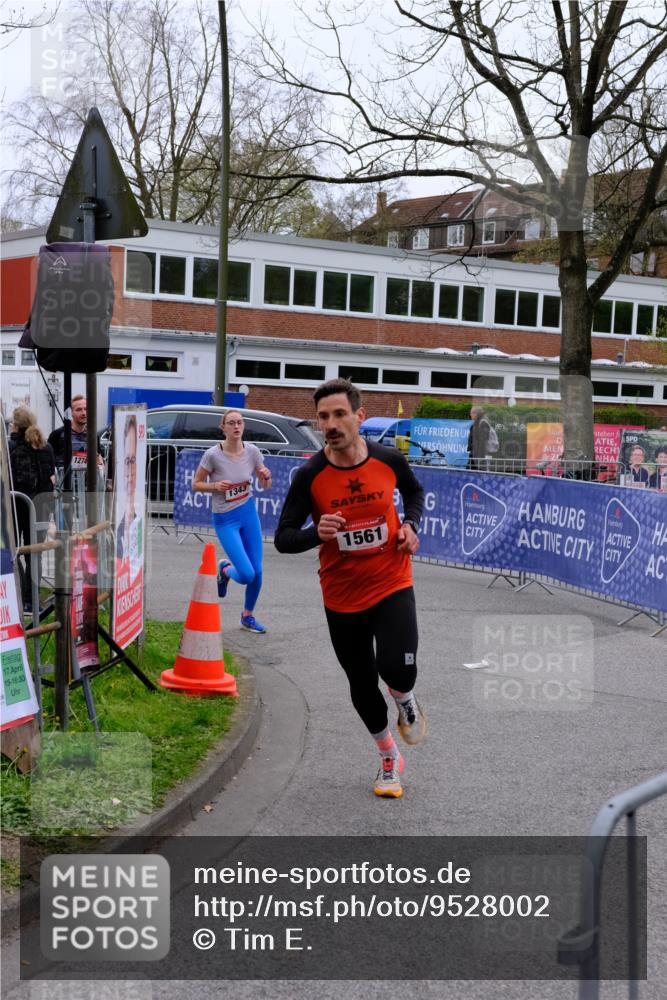 19.04.2026 - Hammer Lauf Tim E. http://msf.ph/oto/9528002 19.04.2026 09:59:19 Ziel 974, 1274, 1343, 1561 meine-sportfotos.de