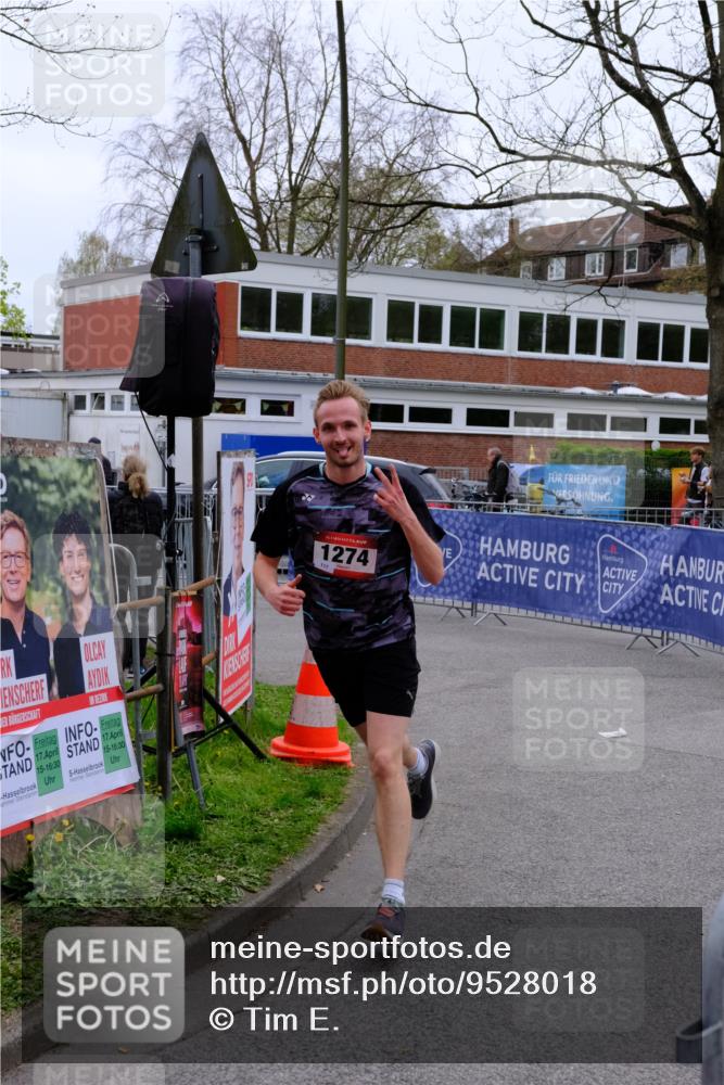 19.04.2026 - Hammer Lauf Tim E. http://msf.ph/oto/9528018 19.04.2026 09:59:21 Ziel 974, 1274, 1343, 1561 meine-sportfotos.de
