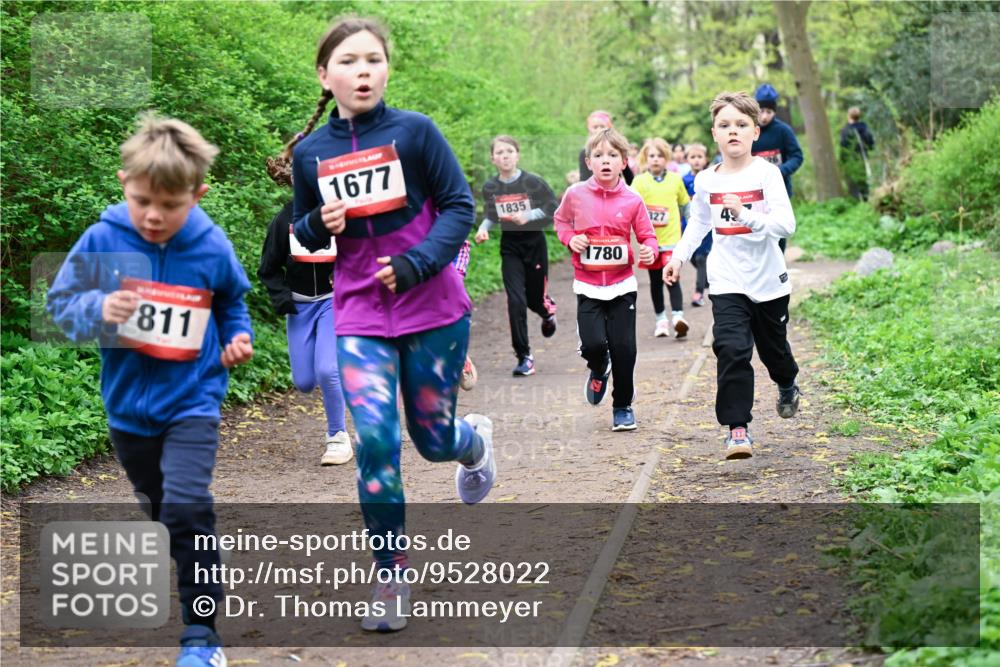 19.04.2026 - Hammer Lauf Dr. Thomas Lammeyer http://msf.ph/oto/9528022 19.04.2026 09:26:57 Laufen 811, 1677, 1835, 1780, 327 meine-sportfotos.de