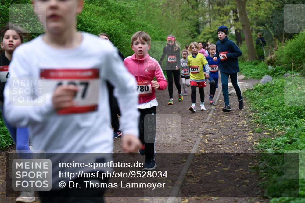 19.04.2026 - Hammer Lauf Dr. Thomas Lammeyer http://msf.ph/oto/9528034 19.04.2026 09:26:58 Laufen 780, 1546, 1418, 1327, 822 meine-sportfotos.de