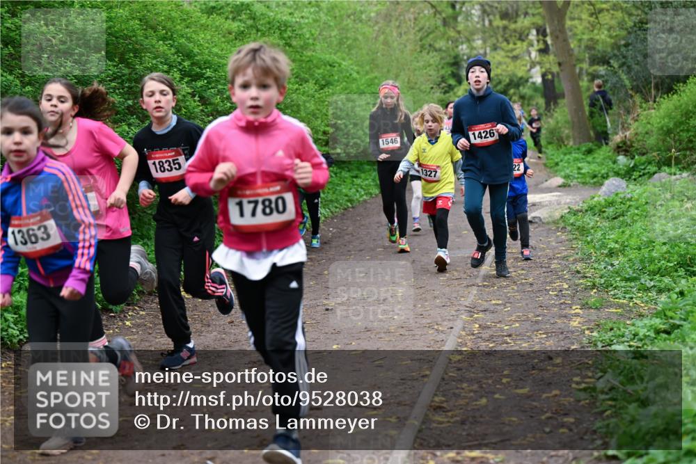 19.04.2026 - Hammer Lauf Dr. Thomas Lammeyer http://msf.ph/oto/9528038 19.04.2026 09:26:59 Laufen 1363, 1835, 1780, 1546, 1327, 1426 meine-sportfotos.de