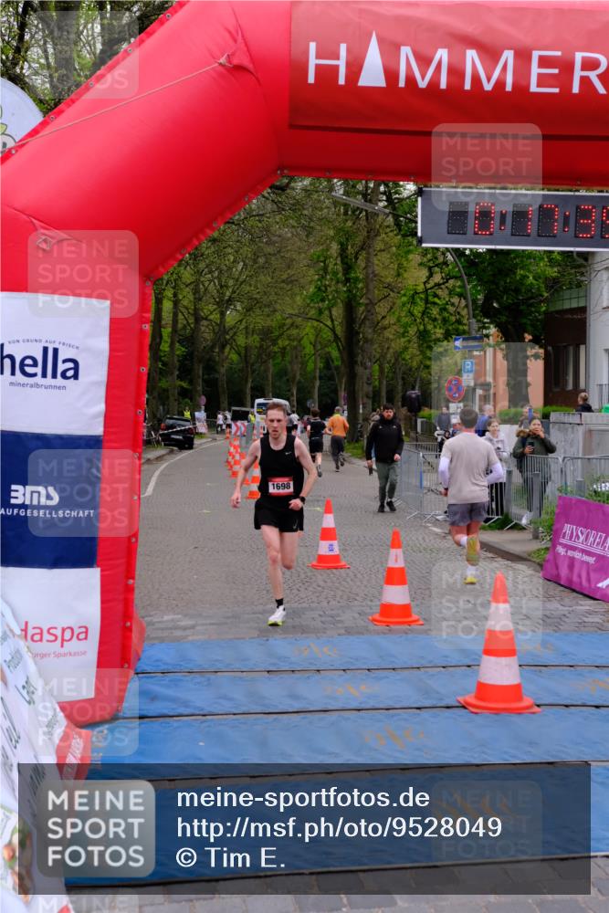 19.04.2026 - Hammer Lauf Tim E. http://msf.ph/oto/9528049 19.04.2026 10:02:44 Ziel 308, 337, 505, 616, 623, 1698, 1898, 1917 meine-sportfotos.de