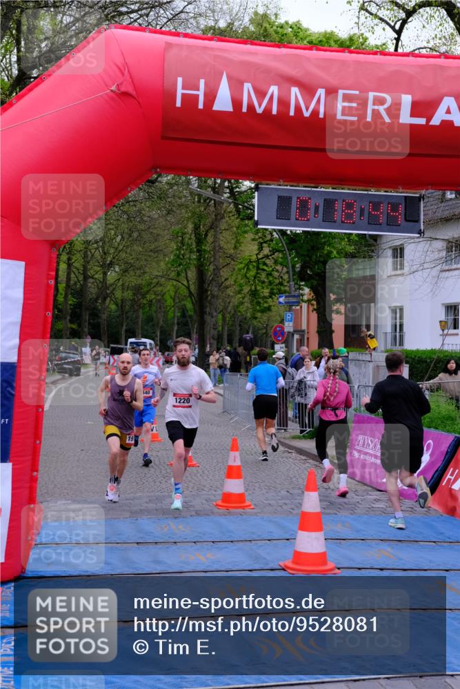 19.04.2026 - Hammer Lauf Tim E. http://msf.ph/oto/9528081 19.04.2026 10:03:53 Ziel 102, 166, 192, 305, 340, 806, 837, 1176, 1177, 1220, 1912 meine-sportfotos.de