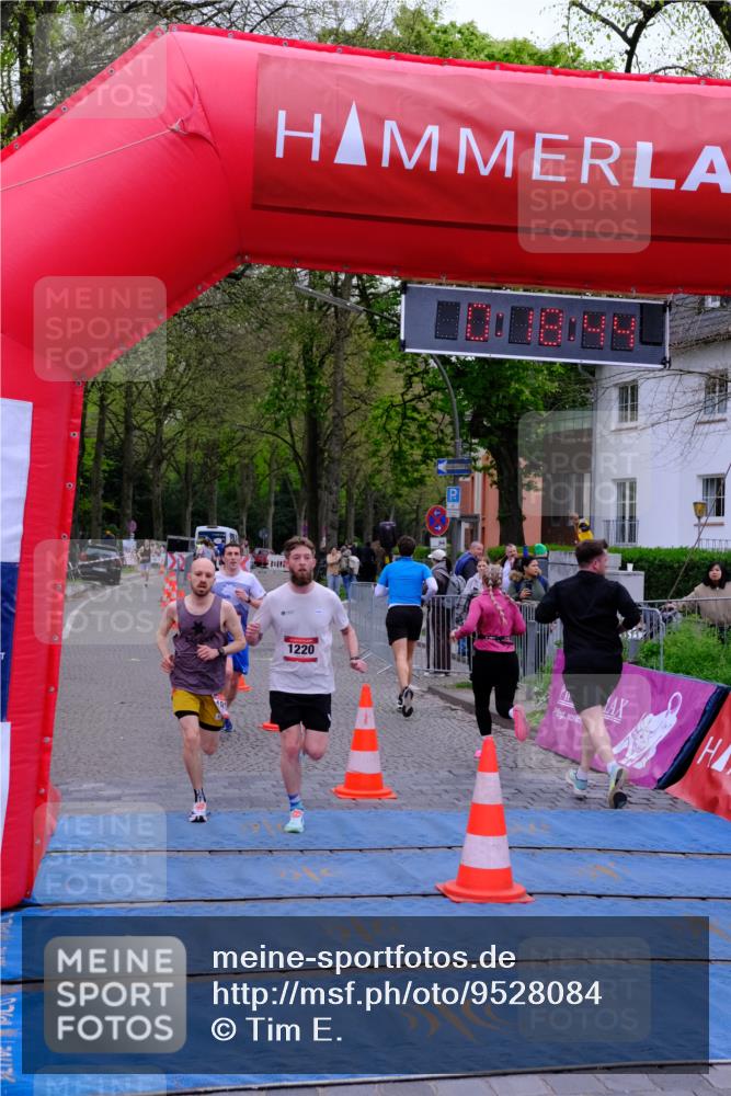 19.04.2026 - Hammer Lauf Tim E. http://msf.ph/oto/9528084 19.04.2026 10:03:53 Ziel 102, 166, 192, 305, 340, 806, 837, 1176, 1177, 1220, 1912 meine-sportfotos.de