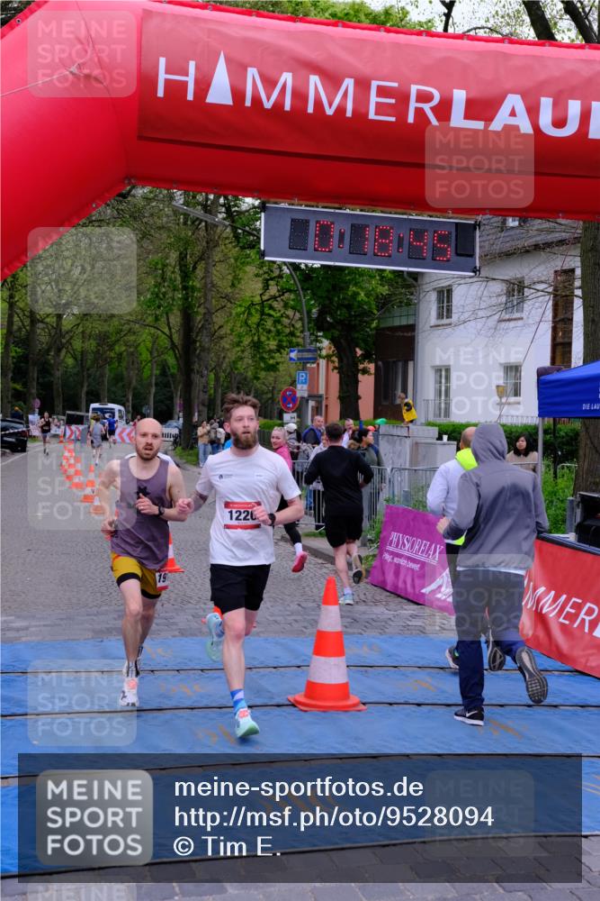 19.04.2026 - Hammer Lauf Tim E. http://msf.ph/oto/9528094 19.04.2026 10:03:54 Ziel 102, 166, 192, 305, 340, 806, 837, 1176, 1177, 1220, 1912 meine-sportfotos.de