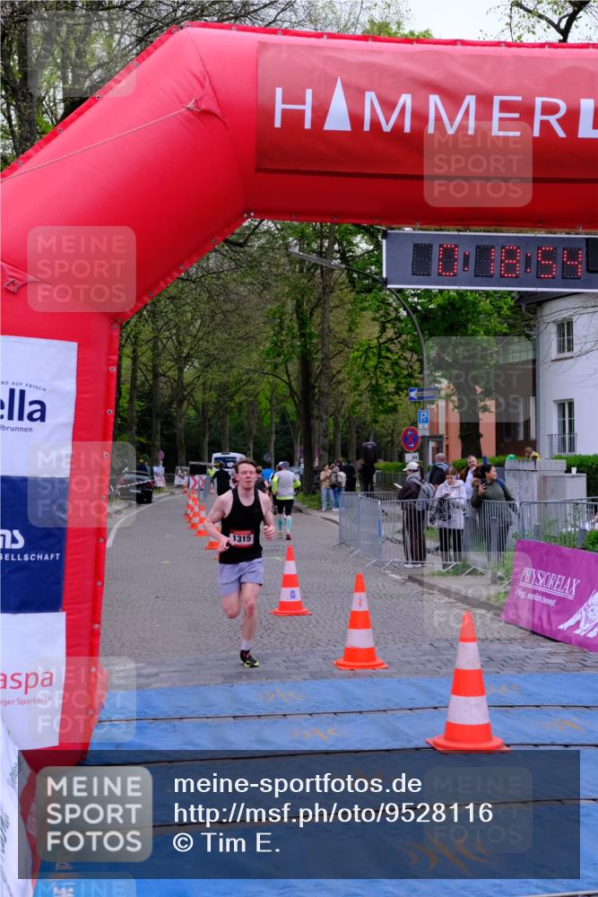 19.04.2026 - Hammer Lauf Tim E. http://msf.ph/oto/9528116 19.04.2026 10:04:03 Ziel 319, 405, 543, 1315, 1772 meine-sportfotos.de