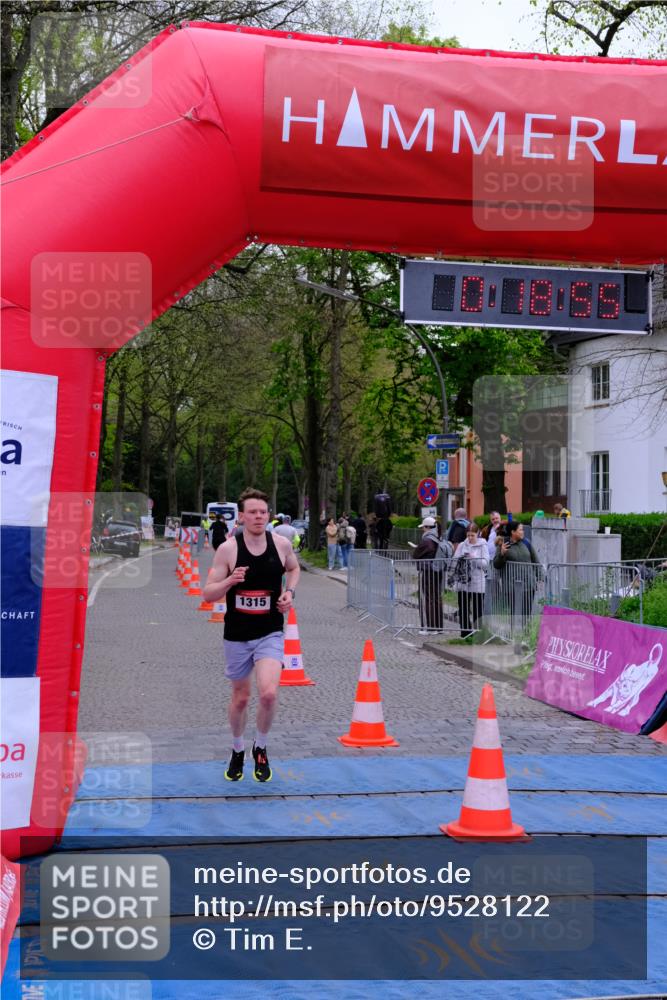 19.04.2026 - Hammer Lauf Tim E. http://msf.ph/oto/9528122 19.04.2026 10:04:04 Ziel 319, 405, 543, 1315, 1772 meine-sportfotos.de