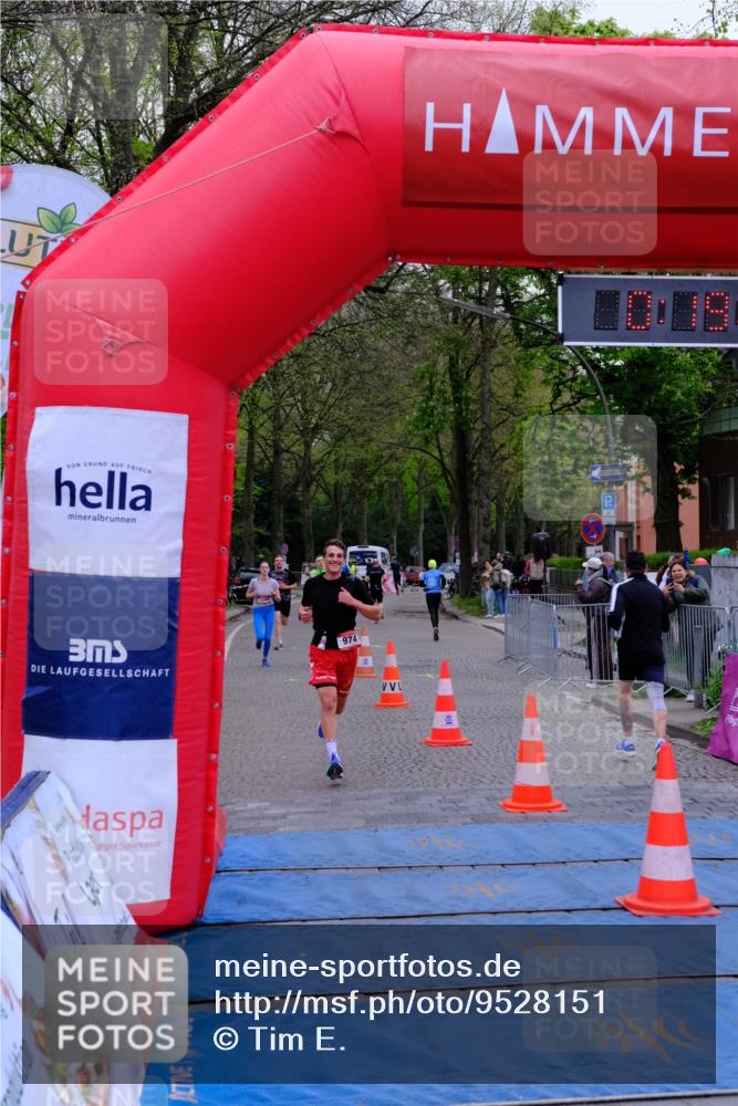 19.04.2026 - Hammer Lauf Tim E. http://msf.ph/oto/9528151 19.04.2026 10:04:32 Ziel 147, 277, 498, 878, 974, 1343, 1561, 1738, 1754, 1860 meine-sportfotos.de