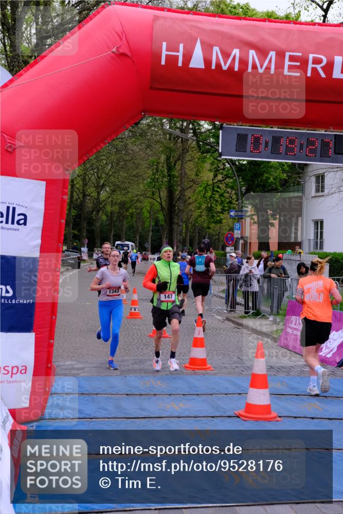 19.04.2026 - Hammer Lauf Tim E. http://msf.ph/oto/9528176 19.04.2026 10:04:36 Ziel 147, 277, 498, 878, 974, 1182, 1274, 1323, 1343, 1738, 1742, 1860 meine-sportfotos.de