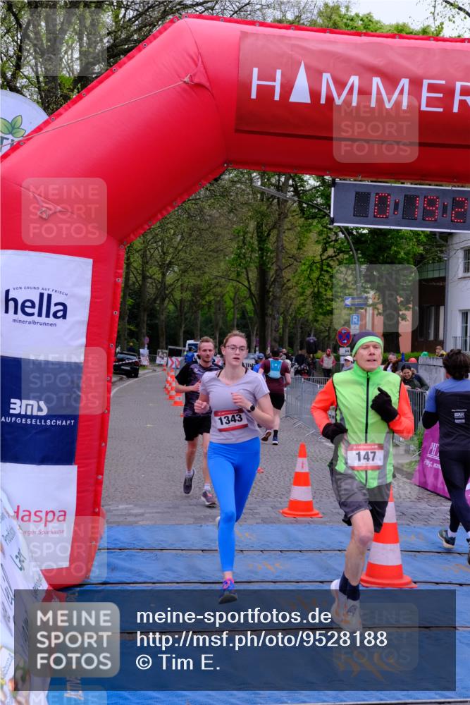 19.04.2026 - Hammer Lauf Tim E. http://msf.ph/oto/9528188 19.04.2026 10:04:37 Ziel 147, 277, 498, 878, 974, 1182, 1202, 1274, 1323, 1343, 1738, 1742, 1860 meine-sportfotos.de