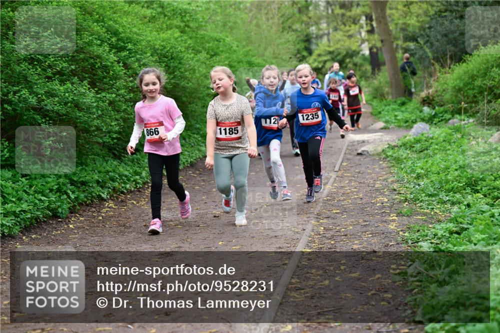 19.04.2026 - Hammer Lauf Dr. Thomas Lammeyer http://msf.ph/oto/9528231 19.04.2026 09:27:20 Laufen 866, 1185, 1120, 1235 meine-sportfotos.de