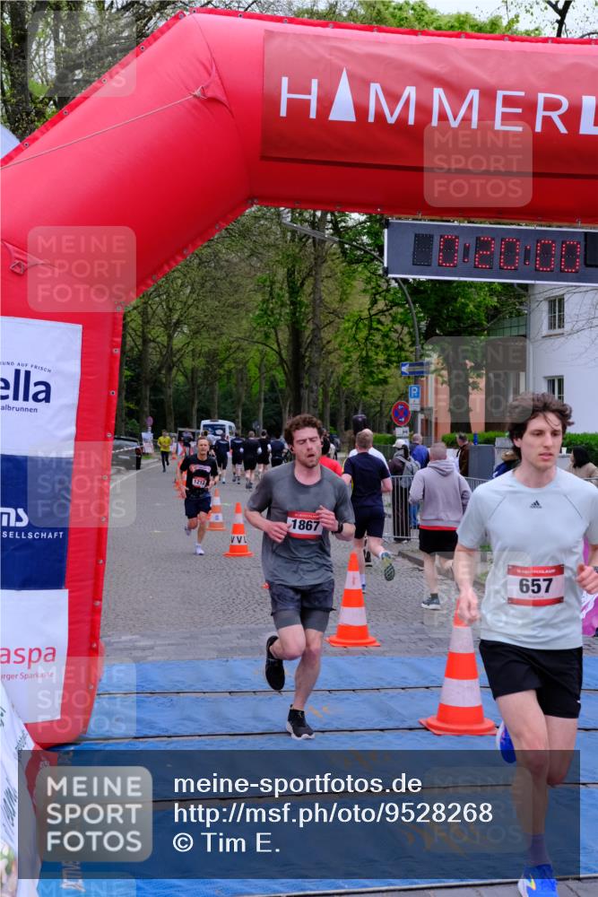 19.04.2026 - Hammer Lauf Tim E. http://msf.ph/oto/9528268 19.04.2026 10:05:09 Ziel 228, 576, 657, 717, 792, 996, 1002, 1016, 1124, 1212, 1867 meine-sportfotos.de