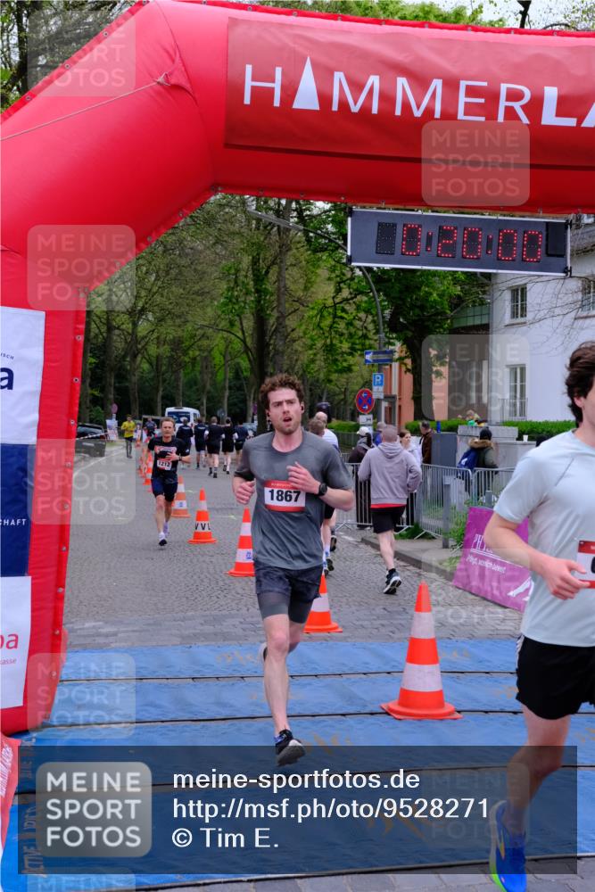 19.04.2026 - Hammer Lauf Tim E. http://msf.ph/oto/9528271 19.04.2026 10:05:09 Ziel 228, 576, 657, 717, 792, 996, 1002, 1016, 1124, 1212, 1867 meine-sportfotos.de