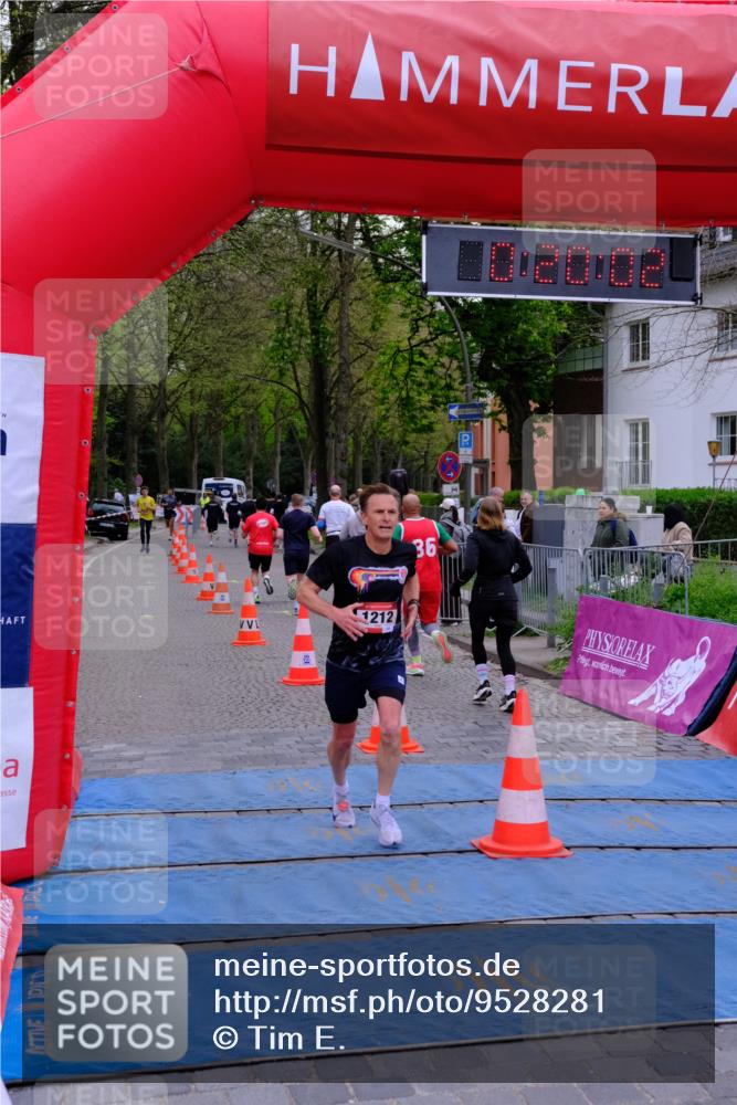 19.04.2026 - Hammer Lauf Tim E. http://msf.ph/oto/9528281 19.04.2026 10:05:11 Ziel 228, 576, 657, 717, 792, 996, 1002, 1124, 1212, 1867 meine-sportfotos.de