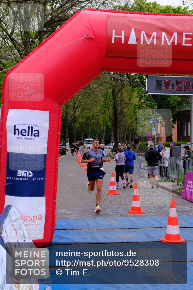 19.04.2026 - Hammer Lauf Tim E. http://msf.ph/oto/9528308 19.04.2026 10:05:23 Ziel 110, 283, 784, 891, 966, 1344, 1602, 1708, 1727, 1859 meine-sportfotos.de