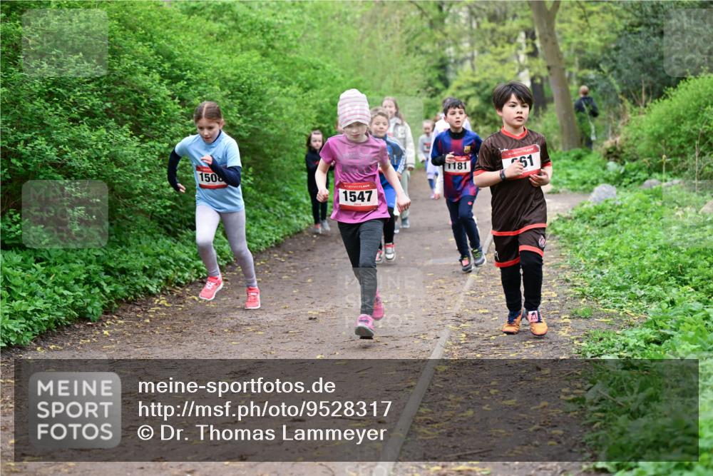 19.04.2026 - Hammer Lauf Dr. Thomas Lammeyer http://msf.ph/oto/9528317 19.04.2026 09:27:28 Laufen 150, 1547, 1181 meine-sportfotos.de