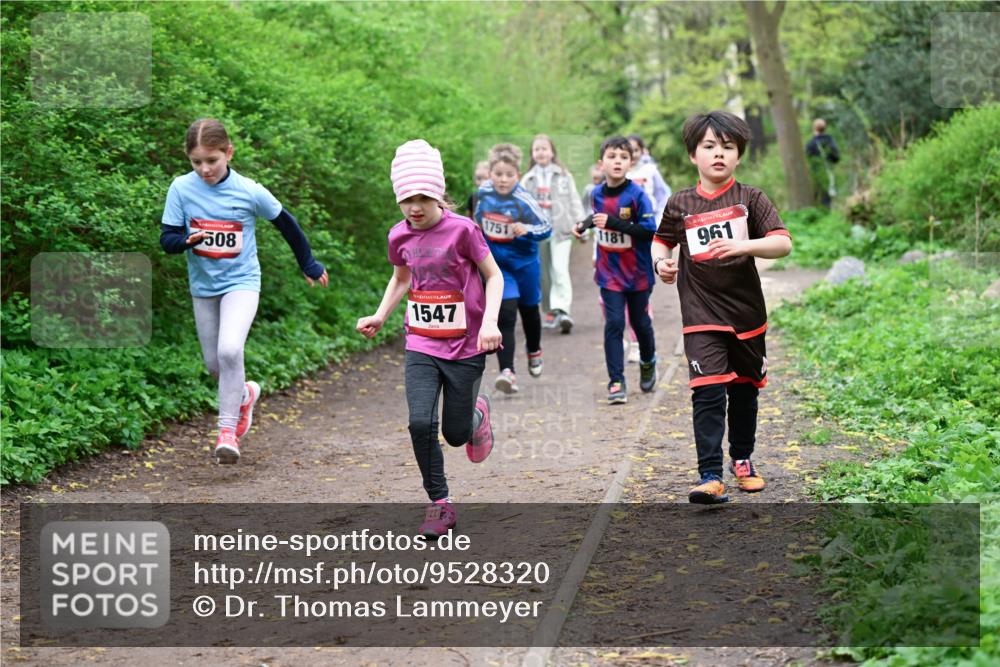19.04.2026 - Hammer Lauf Dr. Thomas Lammeyer http://msf.ph/oto/9528320 19.04.2026 09:27:28 Laufen 508, 1751, 1547, 1181, 961 meine-sportfotos.de