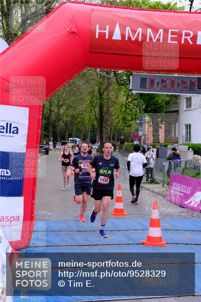 19.04.2026 - Hammer Lauf Tim E. http://msf.ph/oto/9528329 19.04.2026 10:05:36 Ziel 214, 329, 348, 440, 687, 813, 1331, 1332 meine-sportfotos.de