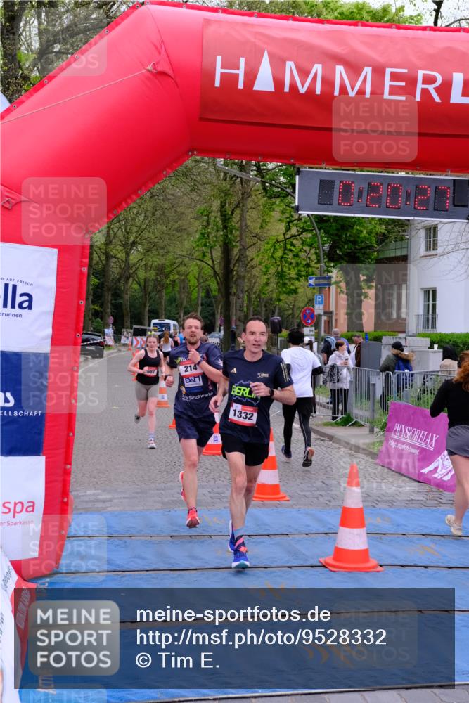 19.04.2026 - Hammer Lauf Tim E. http://msf.ph/oto/9528332 19.04.2026 10:05:36 Ziel 214, 329, 348, 440, 687, 813, 1331, 1332 meine-sportfotos.de