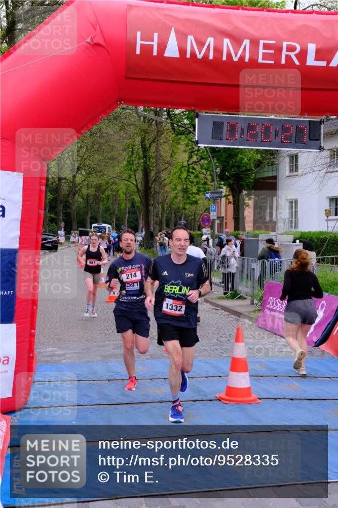 19.04.2026 - Hammer Lauf Tim E. http://msf.ph/oto/9528335 19.04.2026 10:05:36 Ziel 214, 329, 348, 440, 687, 813, 1331, 1332 meine-sportfotos.de